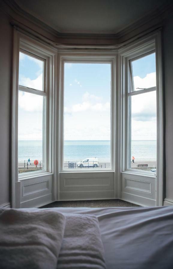 Carmel House 호텔 랜디드노 외부 사진