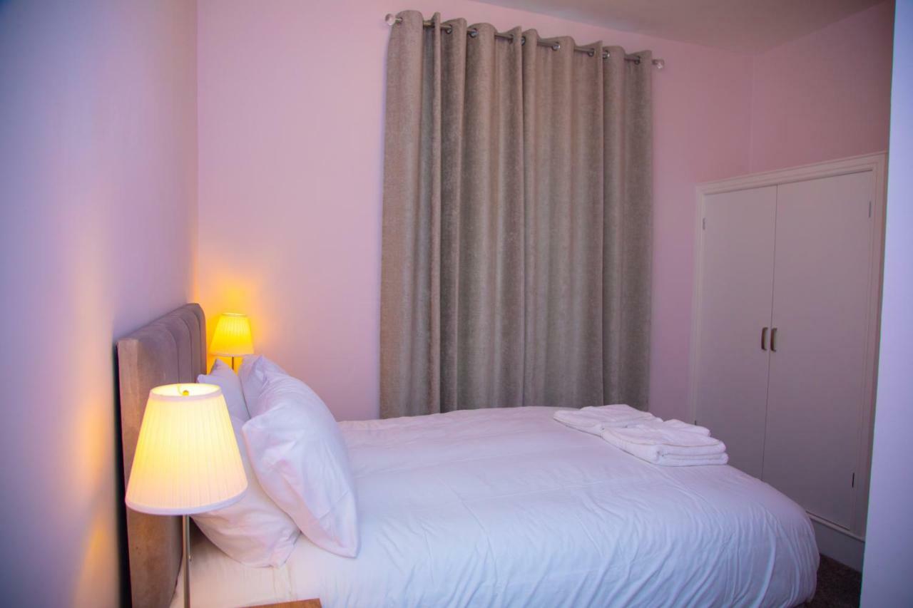 Carmel House 호텔 랜디드노 외부 사진