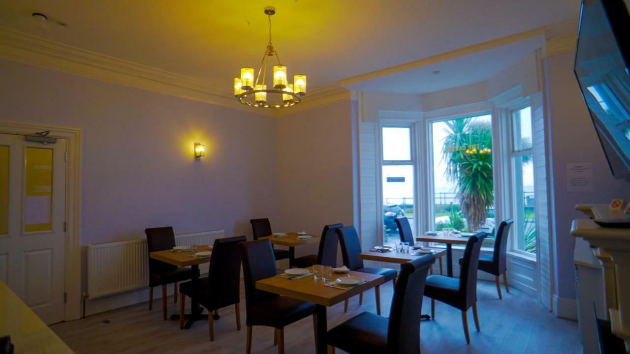 Carmel House 호텔 랜디드노 외부 사진
